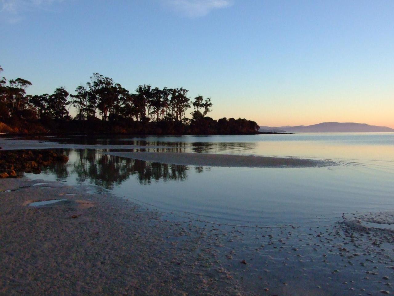Convict Beach House Saltwater River Екстериор снимка